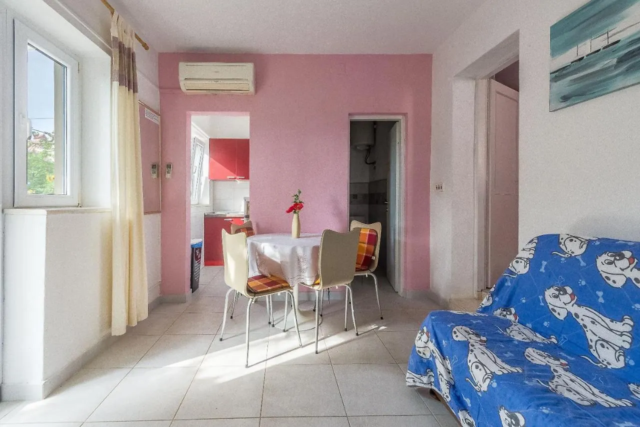 Apartments Branko Trogir