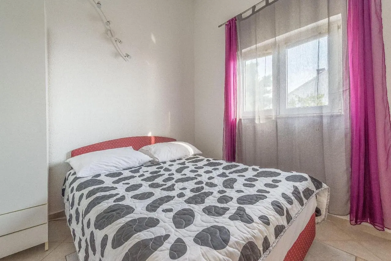 Apartments Branko Trogir