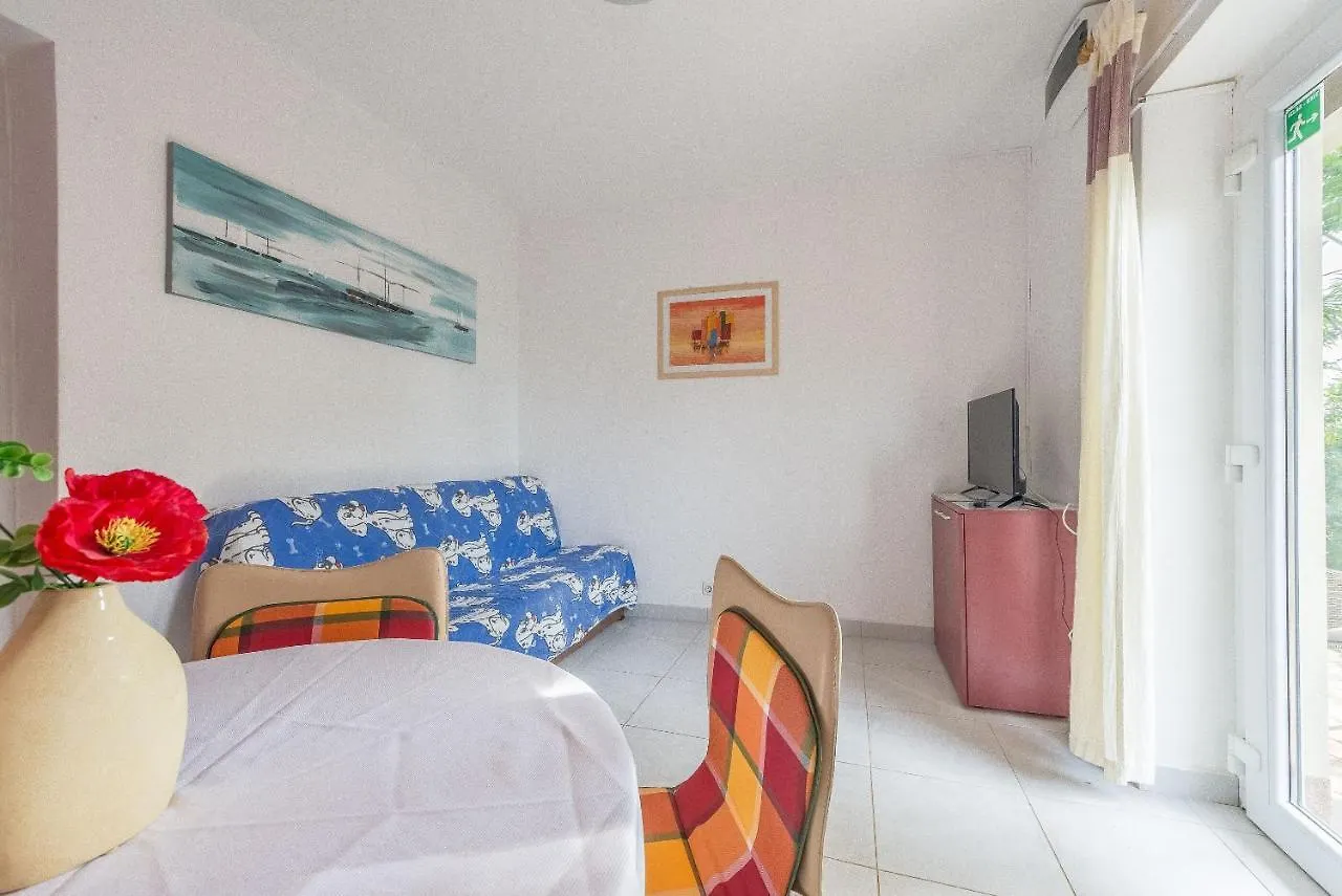 Apartments Branko Trogir
