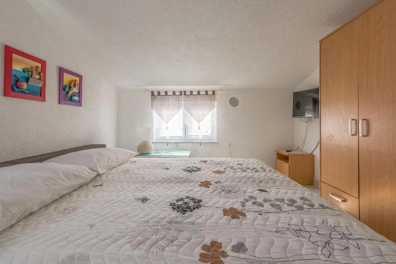 Apartments Branko Trogir