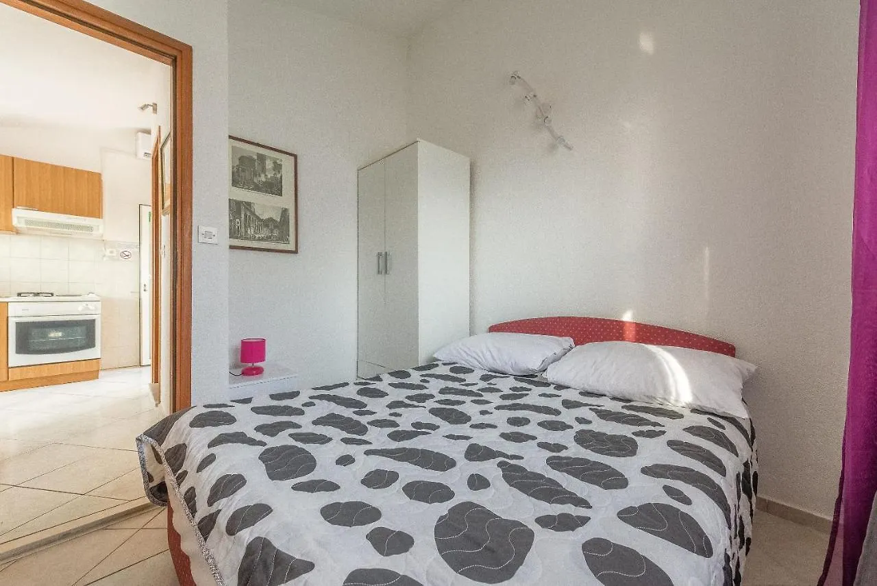 Apartments Branko Trogir